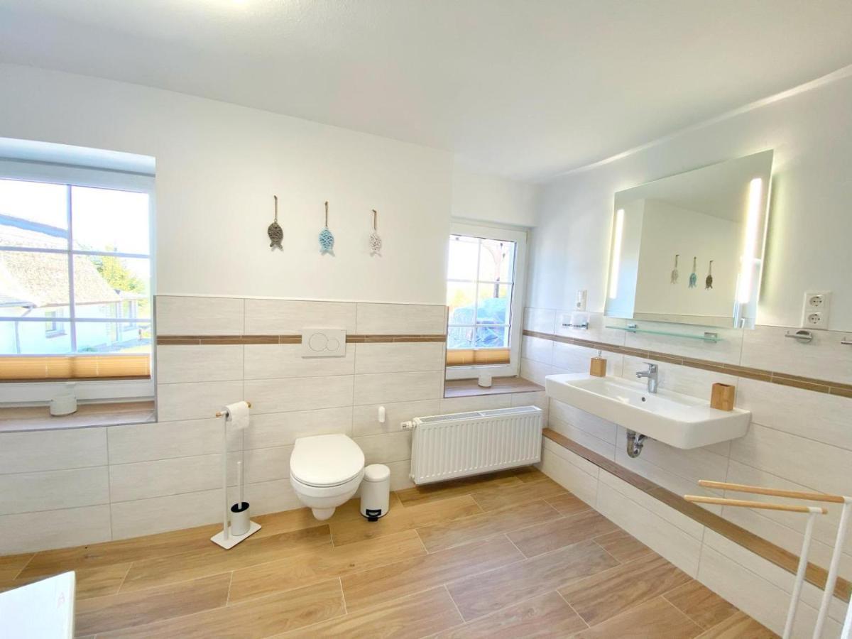 Reethaus Vilmnitz - Ferienwohnung Vilm Bagian luar foto